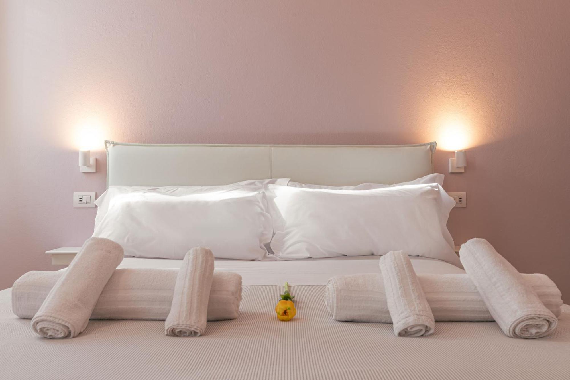 Hotel Glam Parma Esterno foto