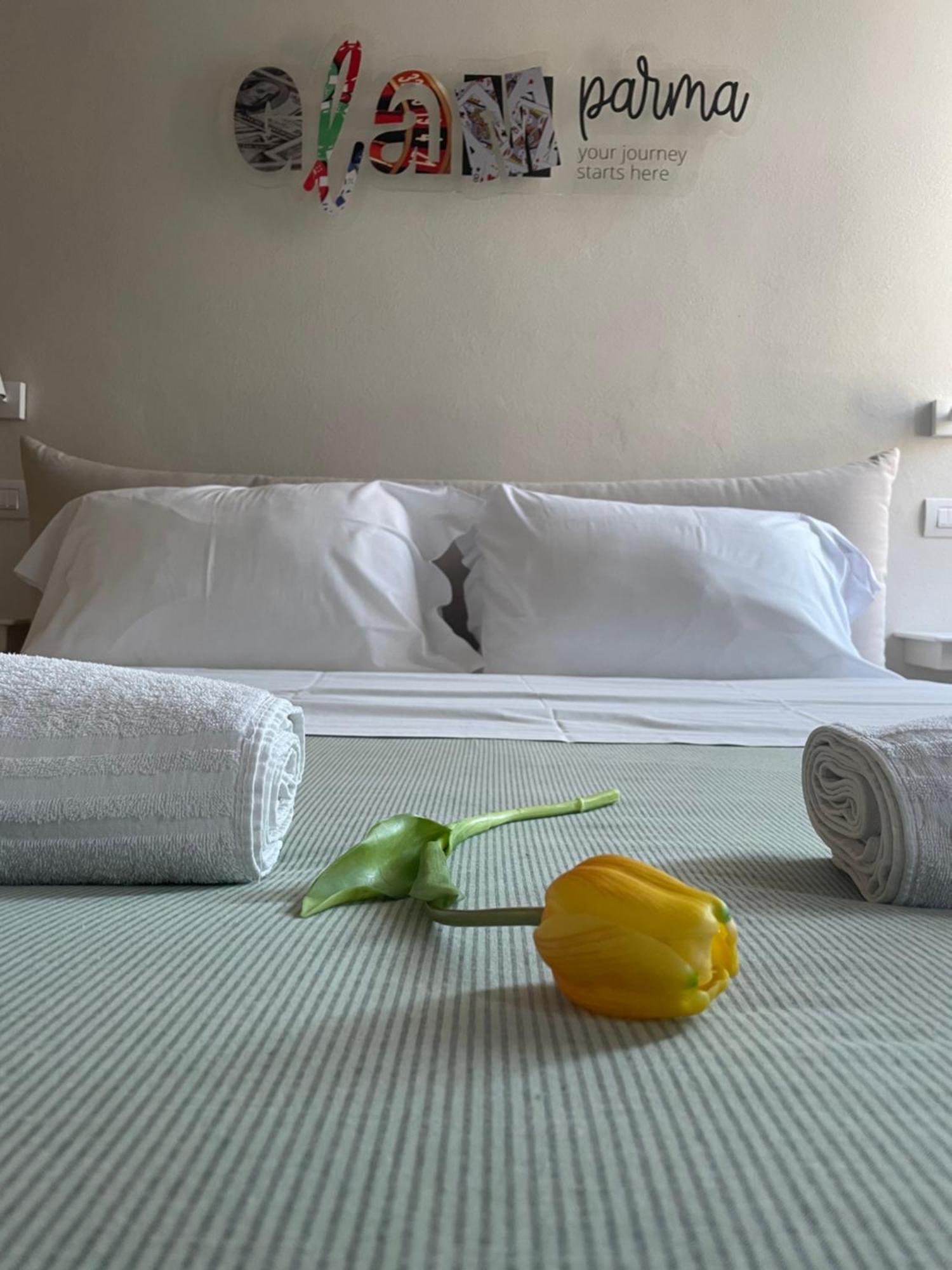 Hotel Glam Parma Esterno foto